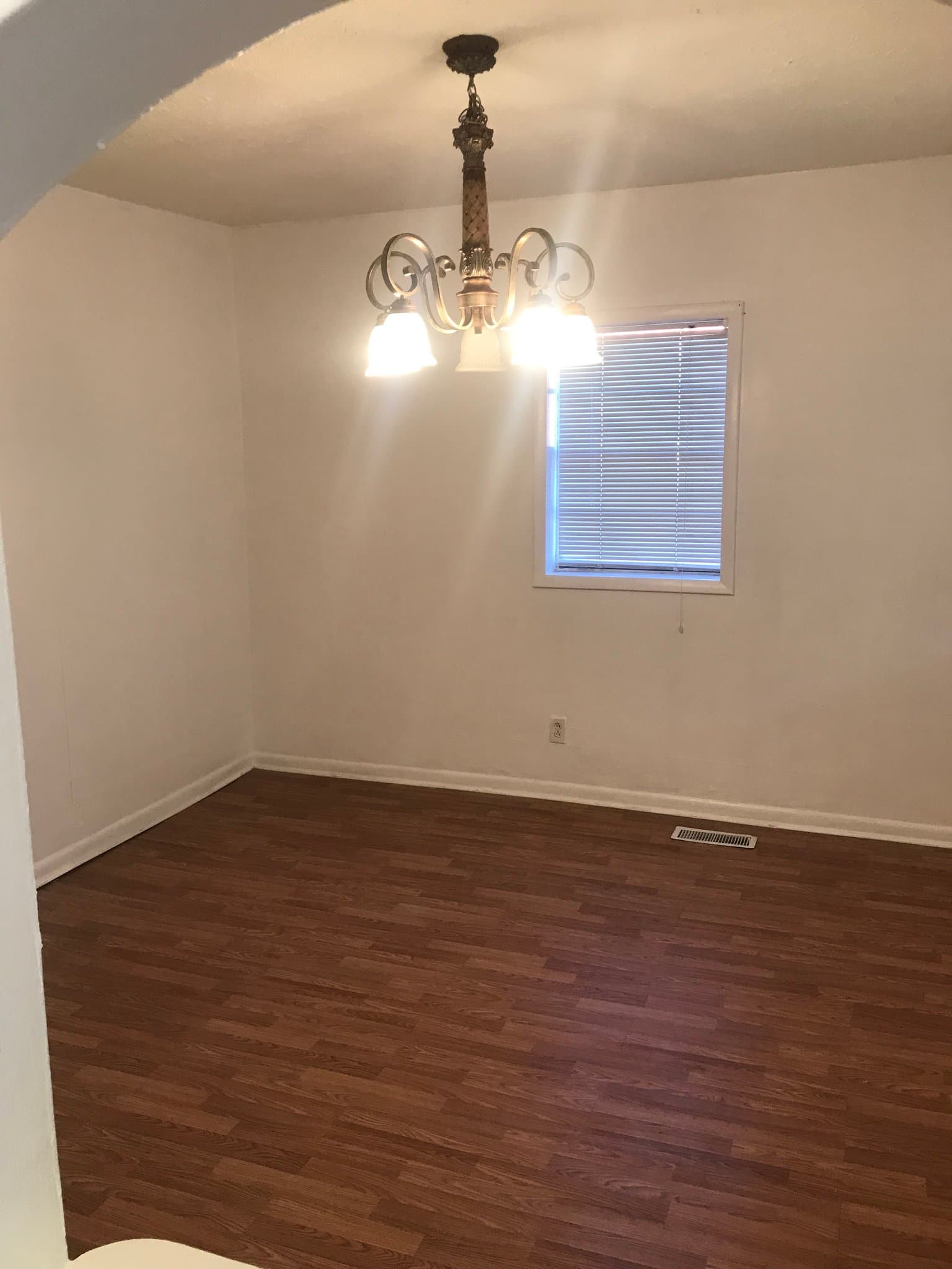 Goldsboro House: 224 Wayne ave