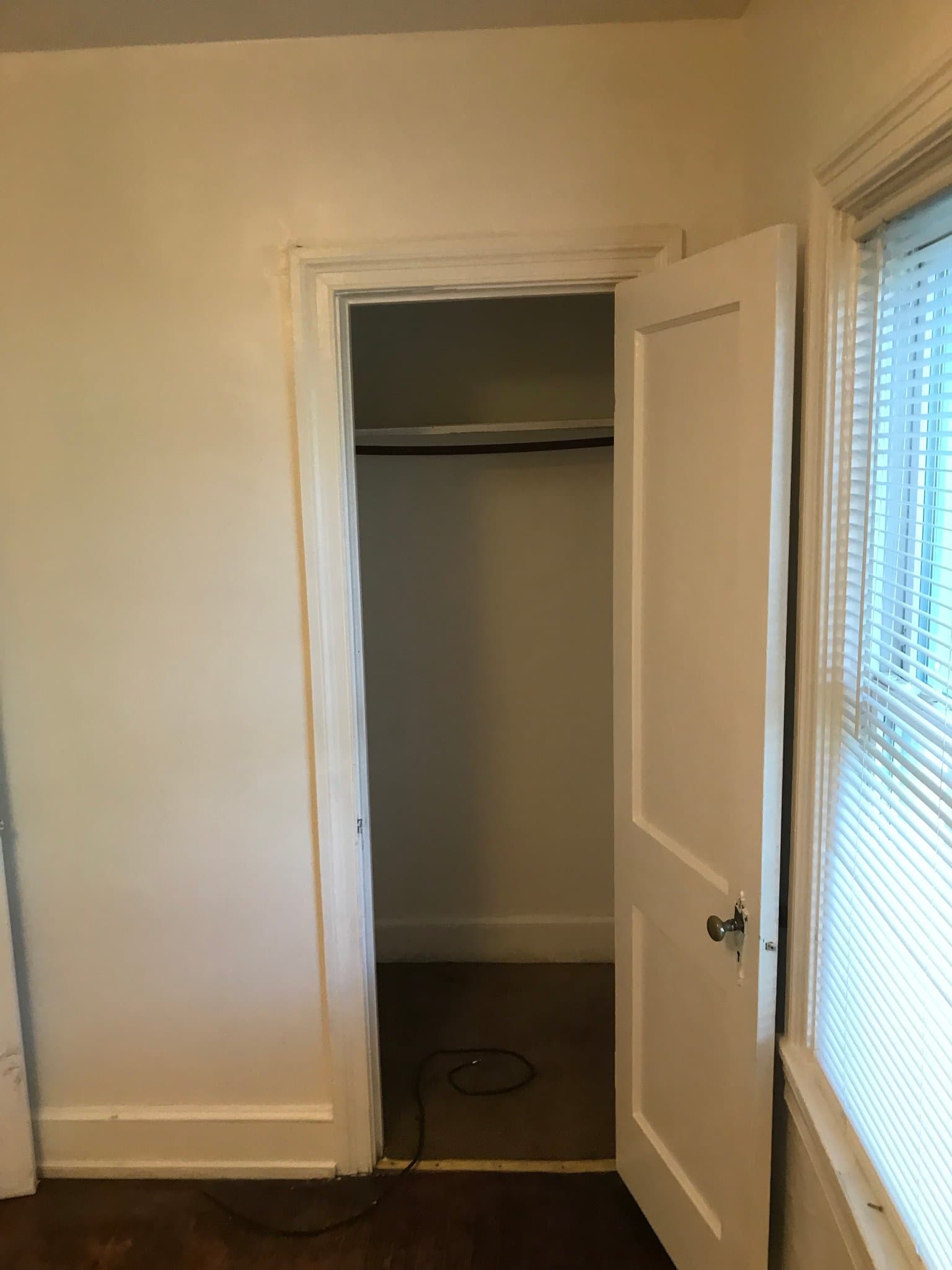 Goldsboro House: 1102 East Elm st