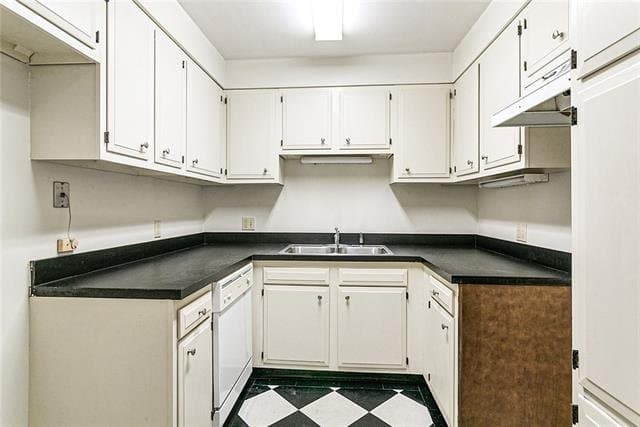 New Orleans Multiplex: 2615 Chartres Street