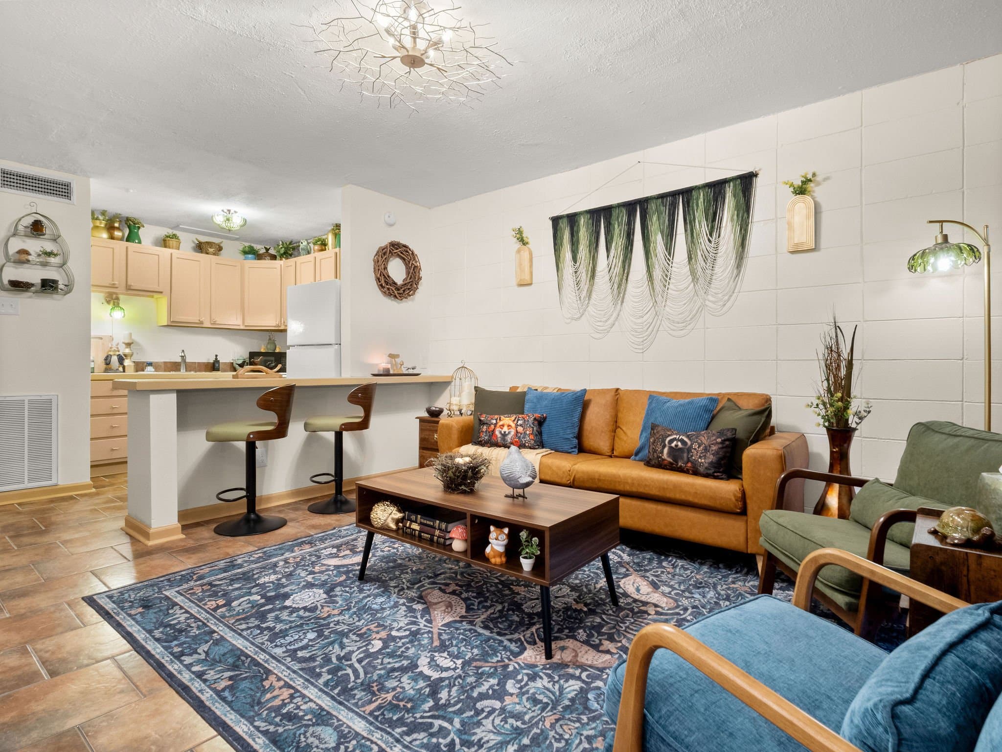 Lake Charles Apartment: 710 Iris St