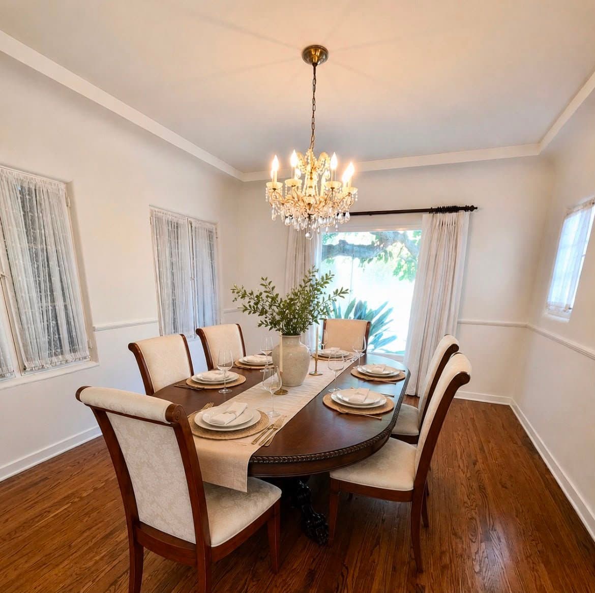 Los Angeles House: 10606 Ohio Avenue