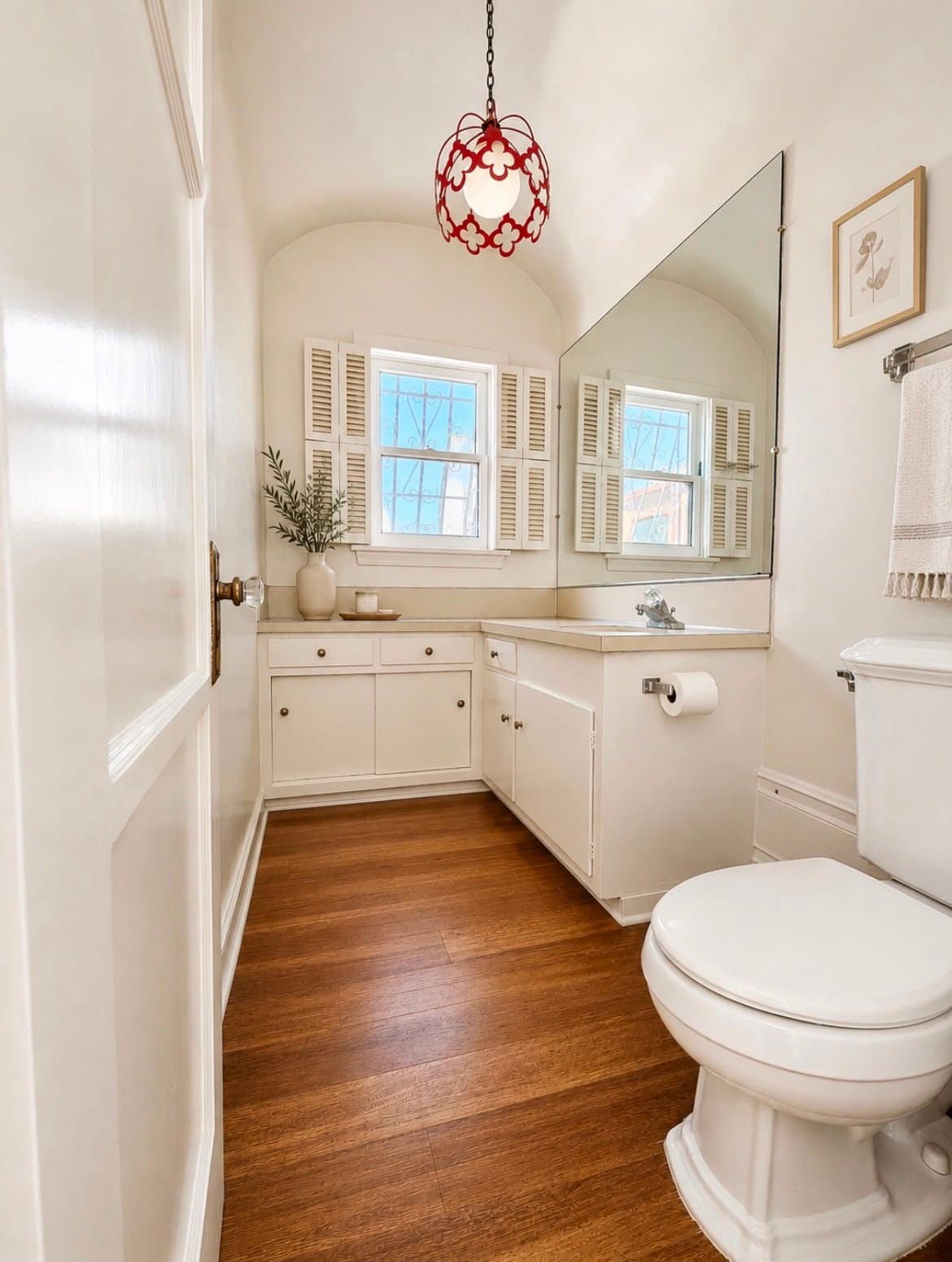 Los Angeles House: 10606 Ohio Avenue