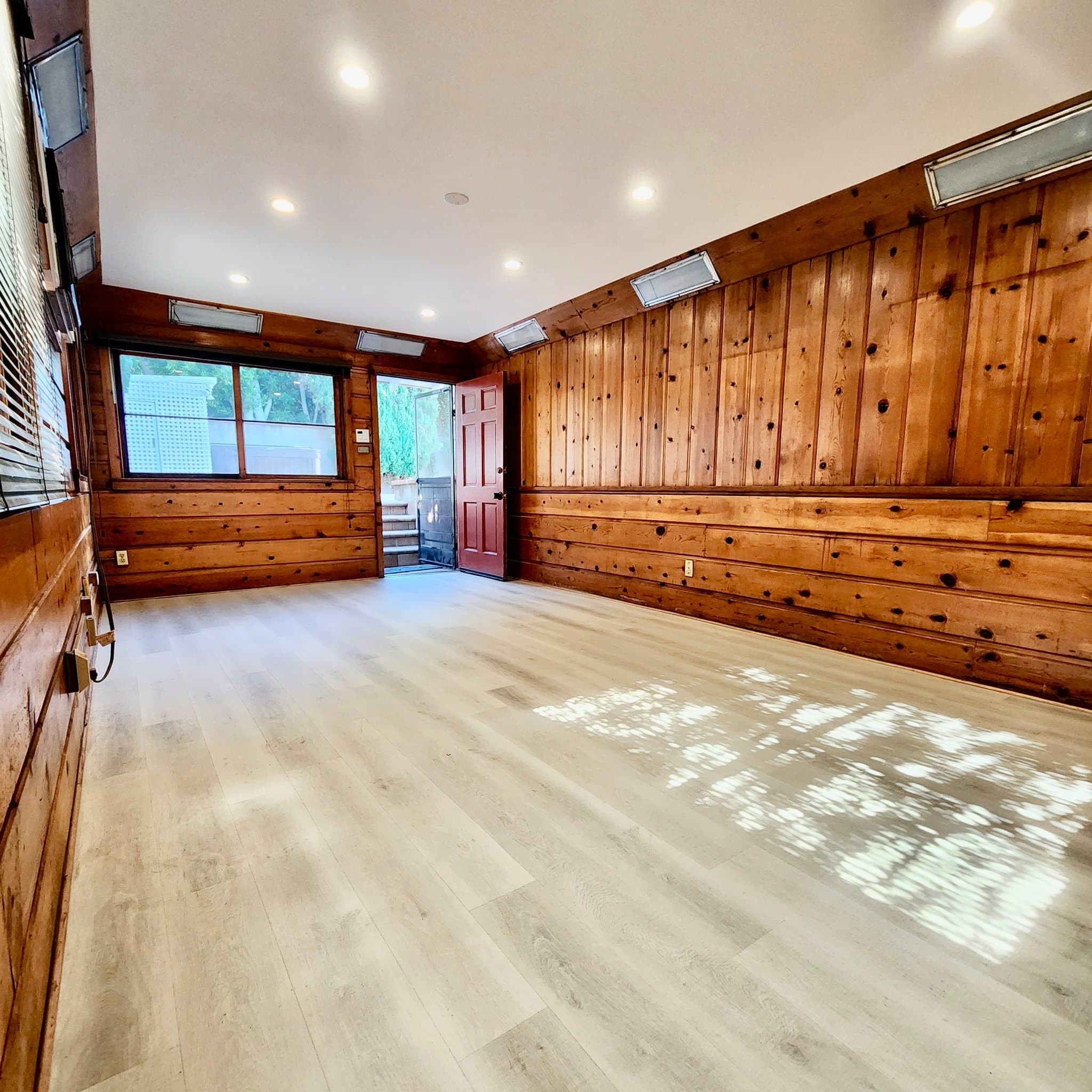 Los Angeles House: 10606 Ohio Avenue
