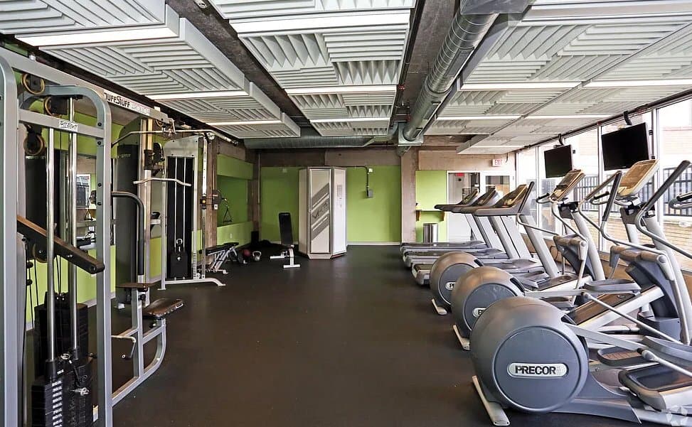 Philadelphia Apartment: 1220 N Broad St Philadelphia, PA 19121, USA