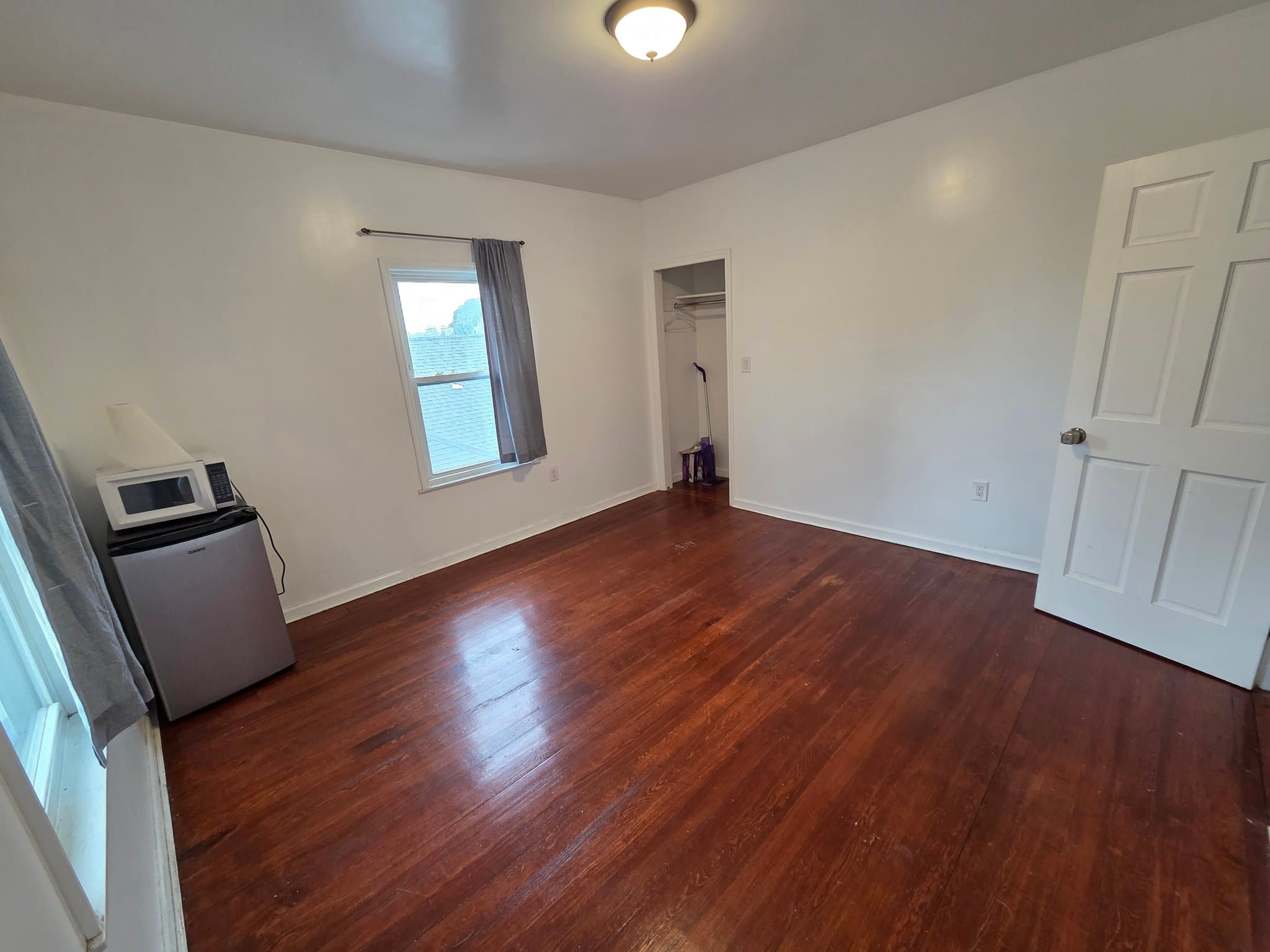 QUINCY House: 72 Standish Ave
