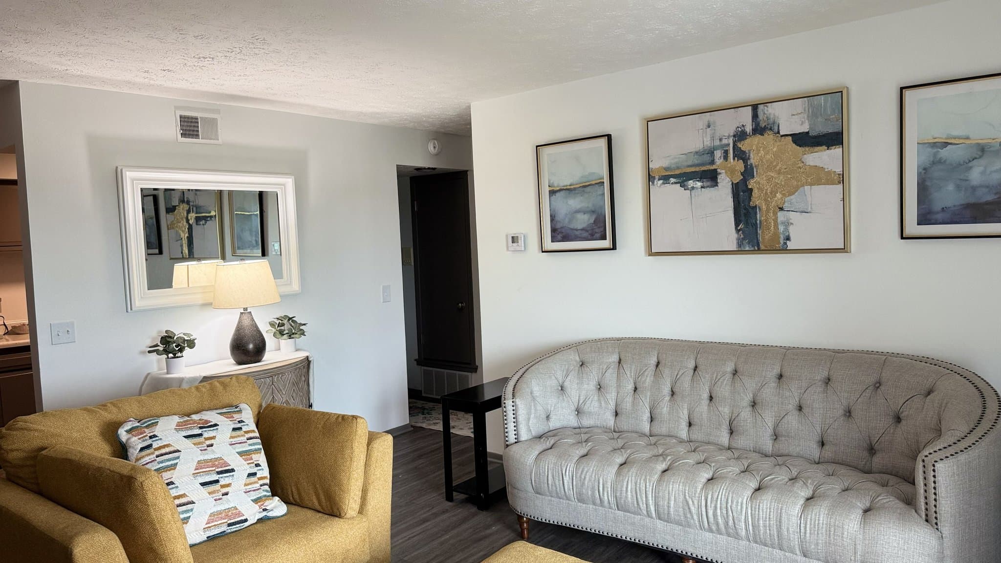 Omaha Apartment: 2506 South 72nd Court