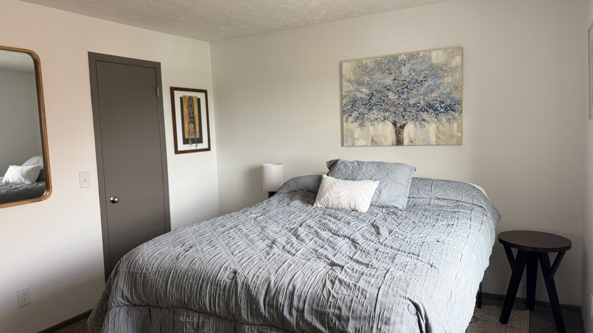 Omaha Apartment: 2506 South 72nd Court