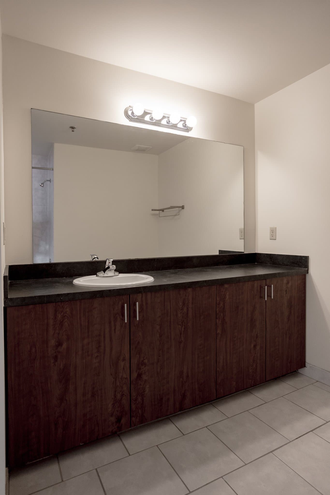 Detroit Apartment: 6200 2nd Ave