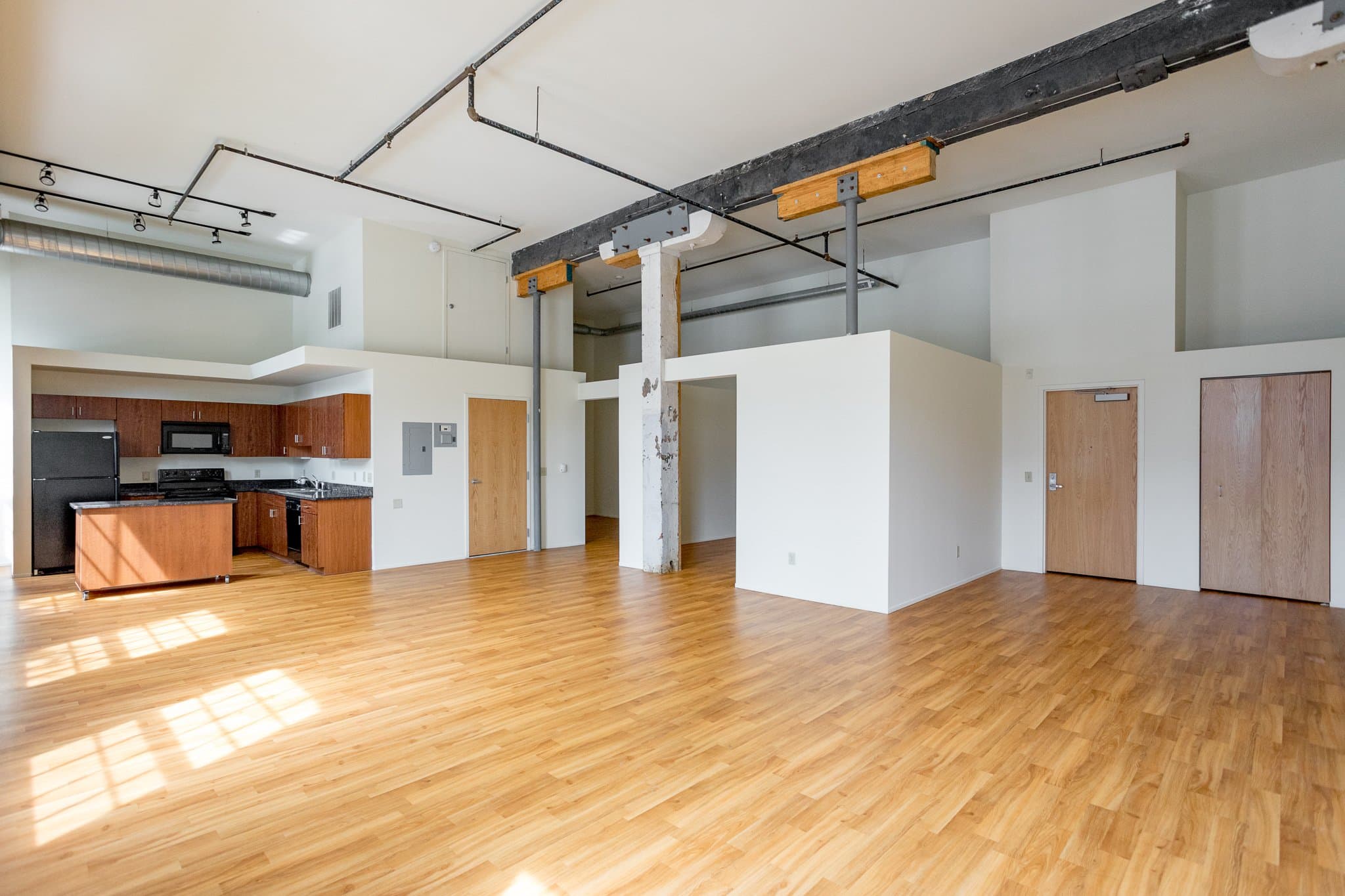 Detroit Apartment: 6200 2nd Ave