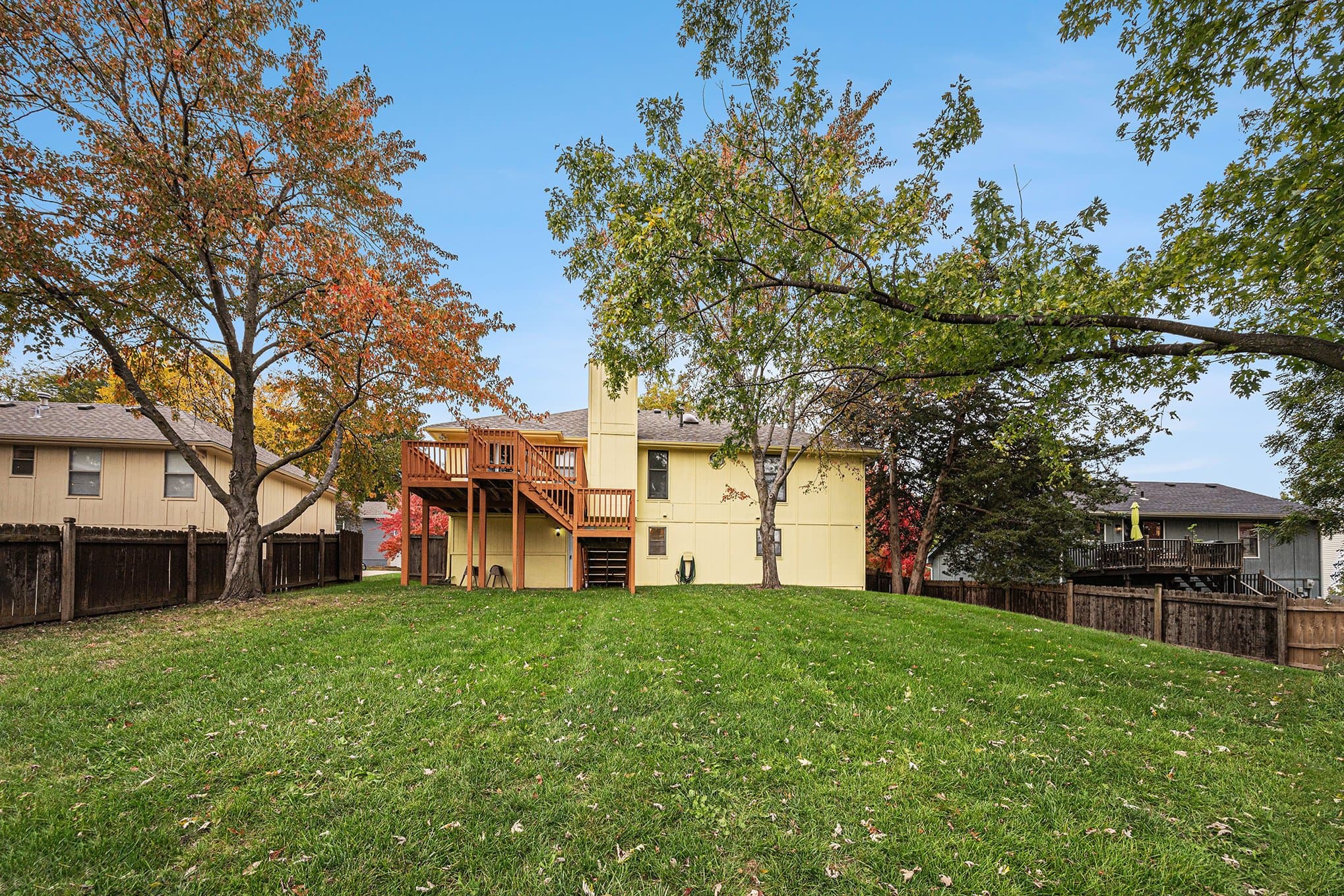 Lees Summit House: 1401 NE Weddle Ln