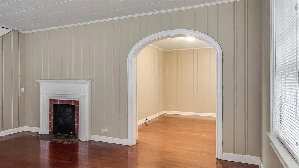 Houston Multiplex: 1719 Fourcade Street