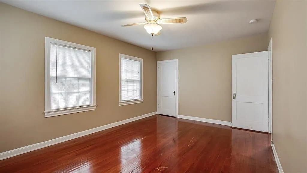Houston Multiplex: 1719 Fourcade Street