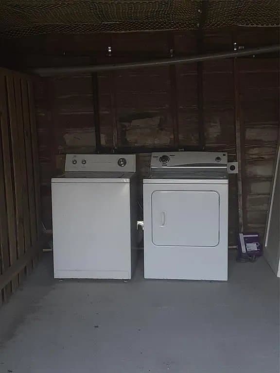 Houston Multiplex: 1719 Fourcade Street