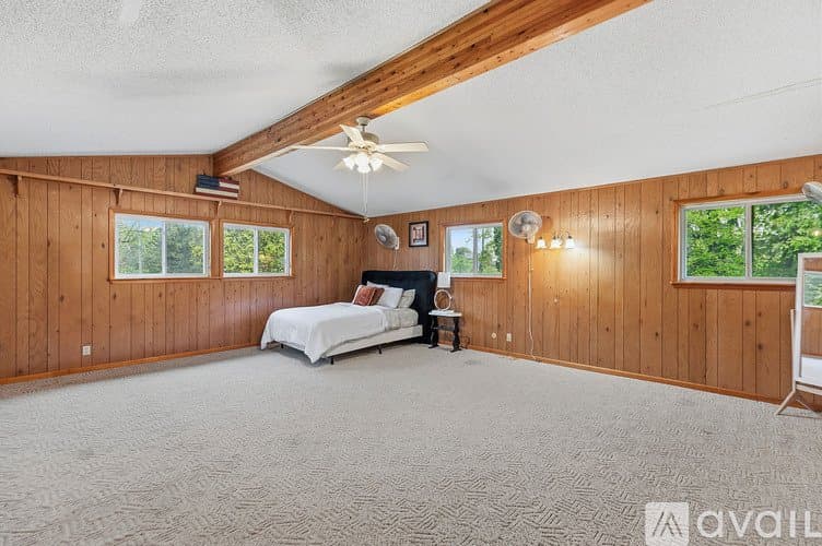 Lapeer House: 1392 Maple Grove Rd