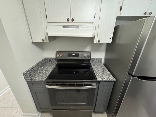 Port Richey Apartment: 8440 Old Post Rd