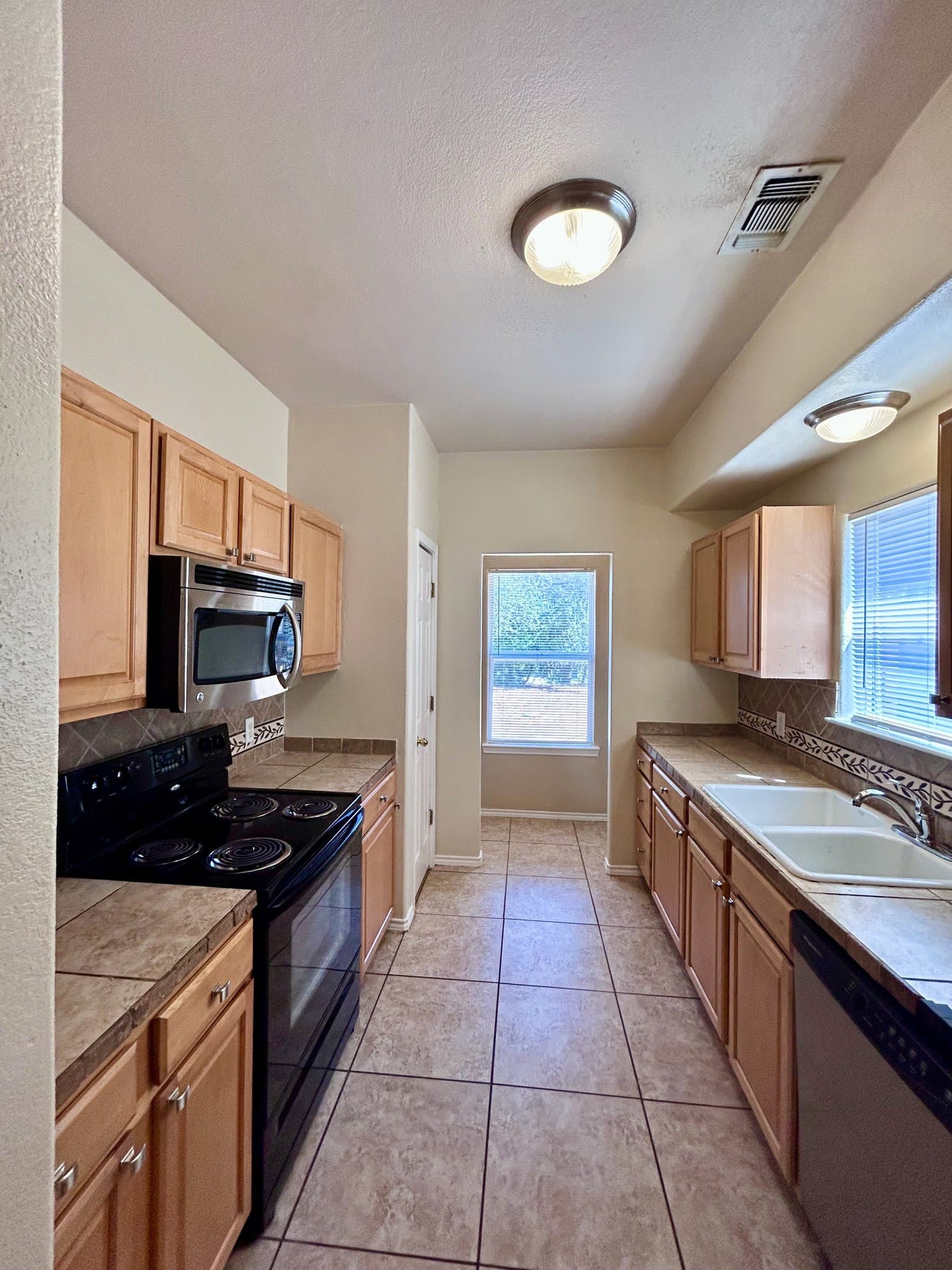 Austin House: 1104 Canyon Edge
