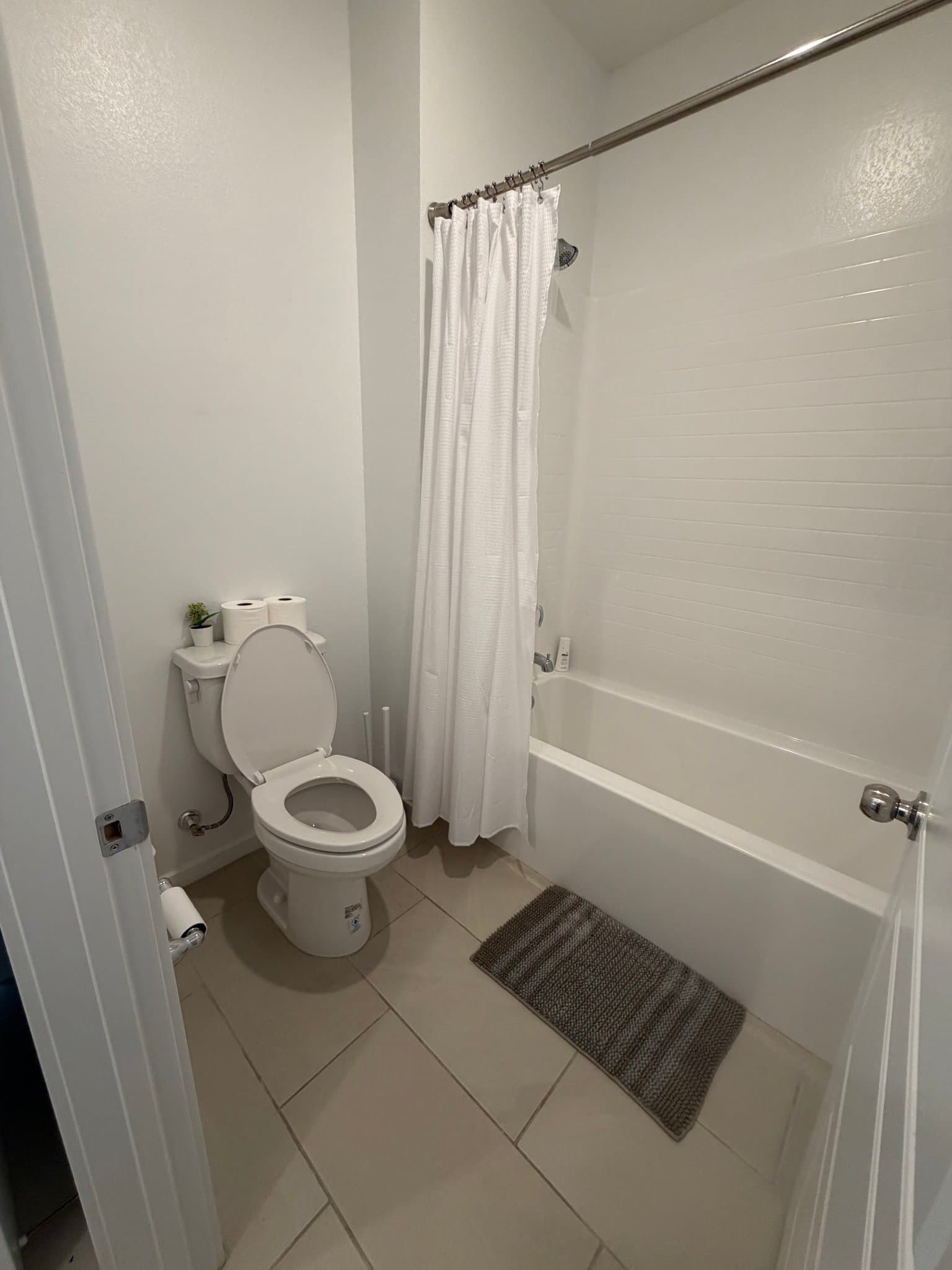 Las Vegas House: 4116 Victorious Grove St