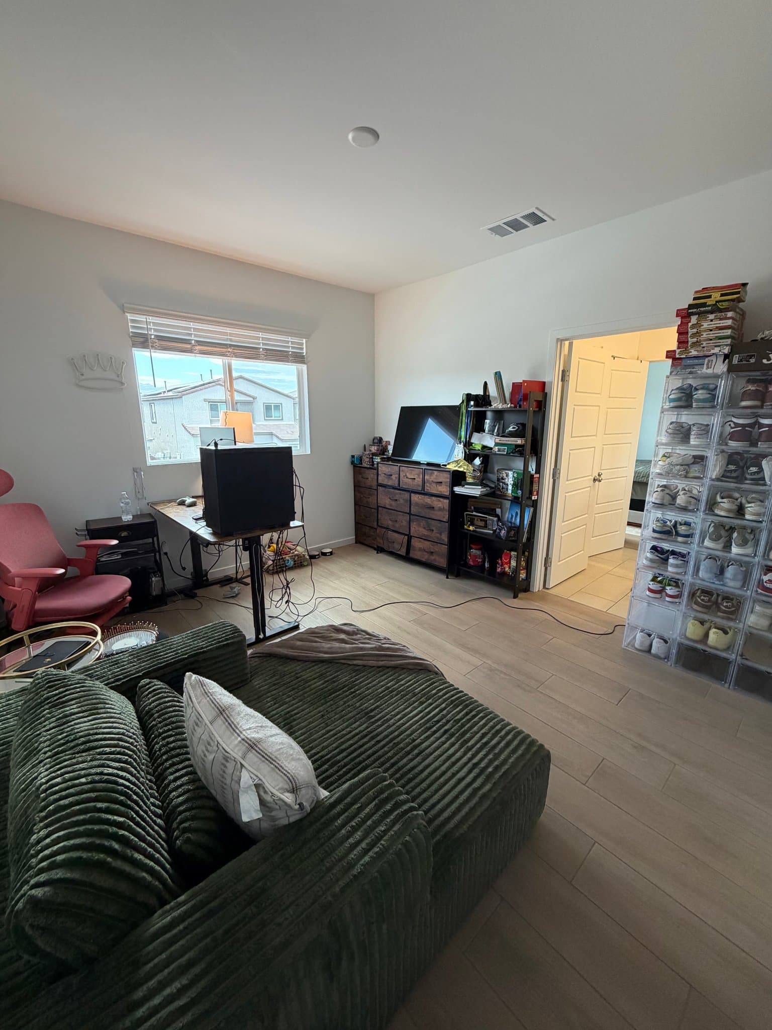 Las Vegas House: 4116 Victorious Grove St