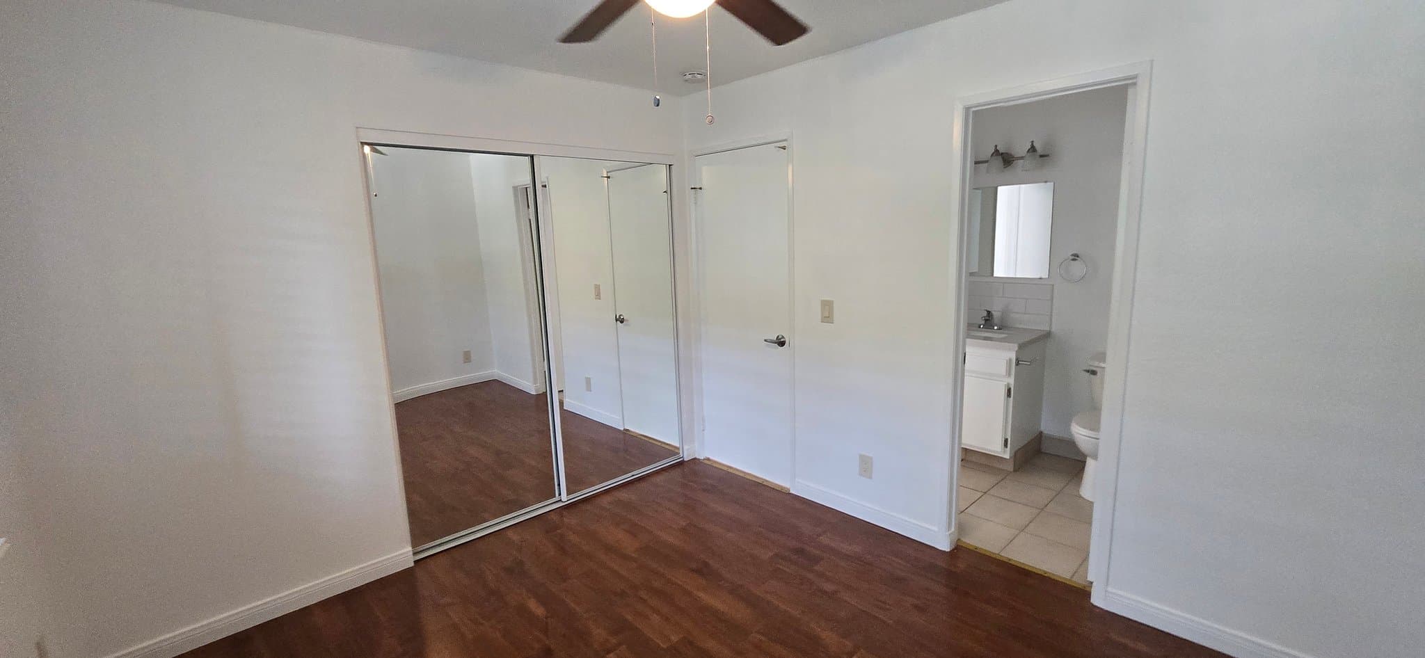 Long Beach Apartment: 580 Nebraska Ave