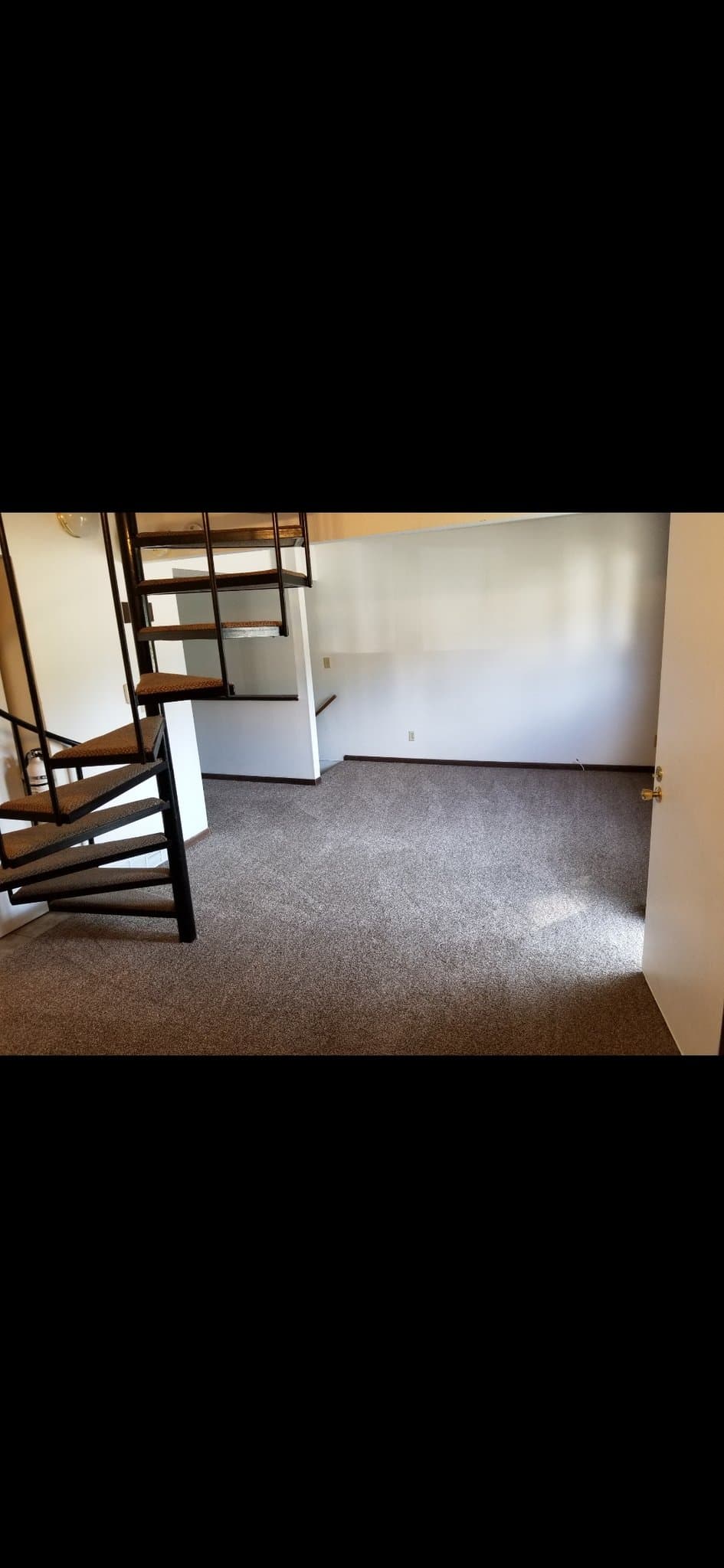 Cedar Falls Townhome: 1520 Linda Dr