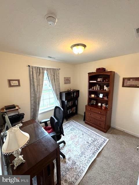 Dover Townhome: 3755 Castle Dr