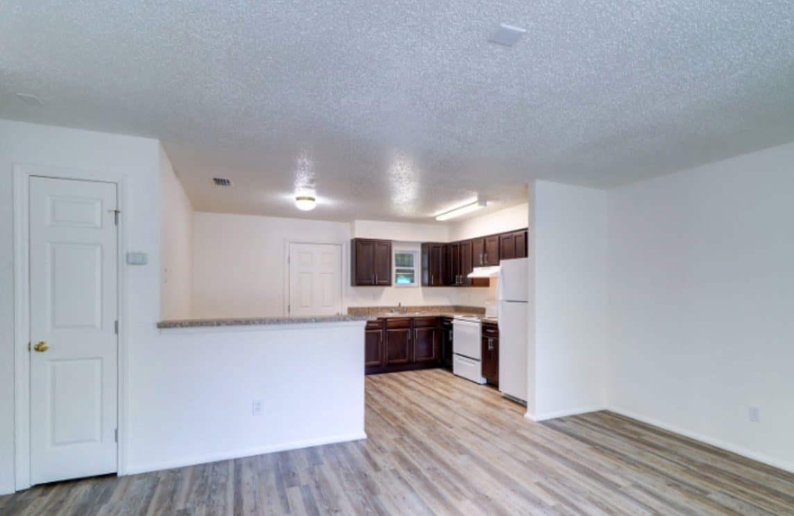 Clearwater Multiplex: 5345 Laurel Place