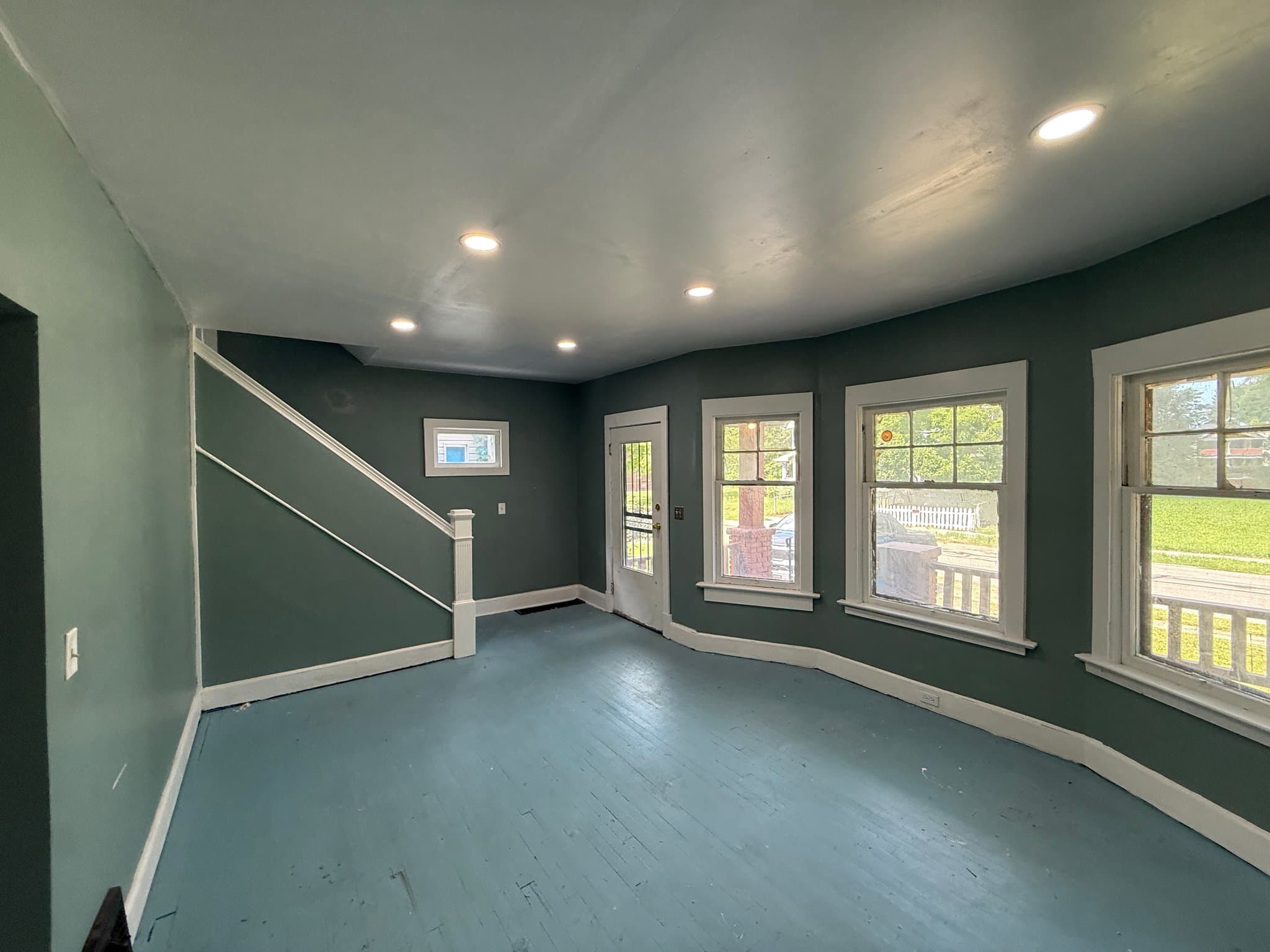 Cleveland House: 14016 Castalia Ave