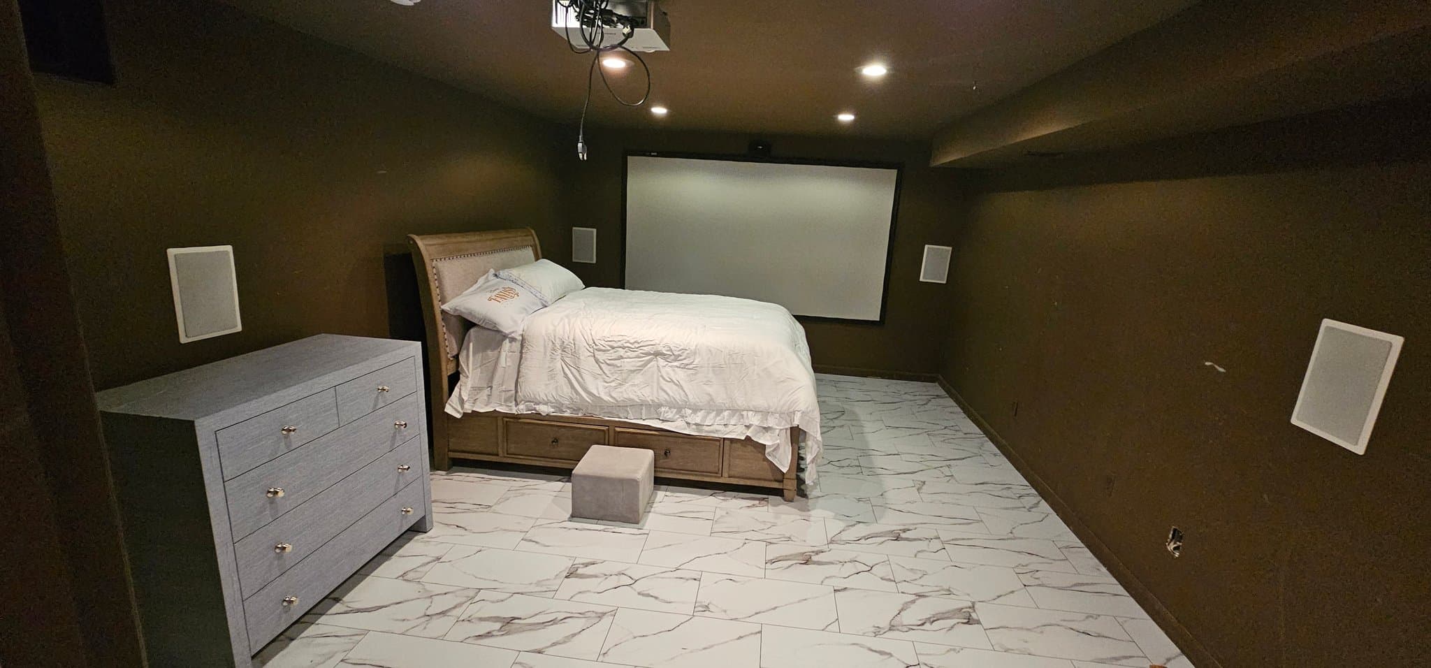 Manassas Park Single Room: 9227 Matthew Dr