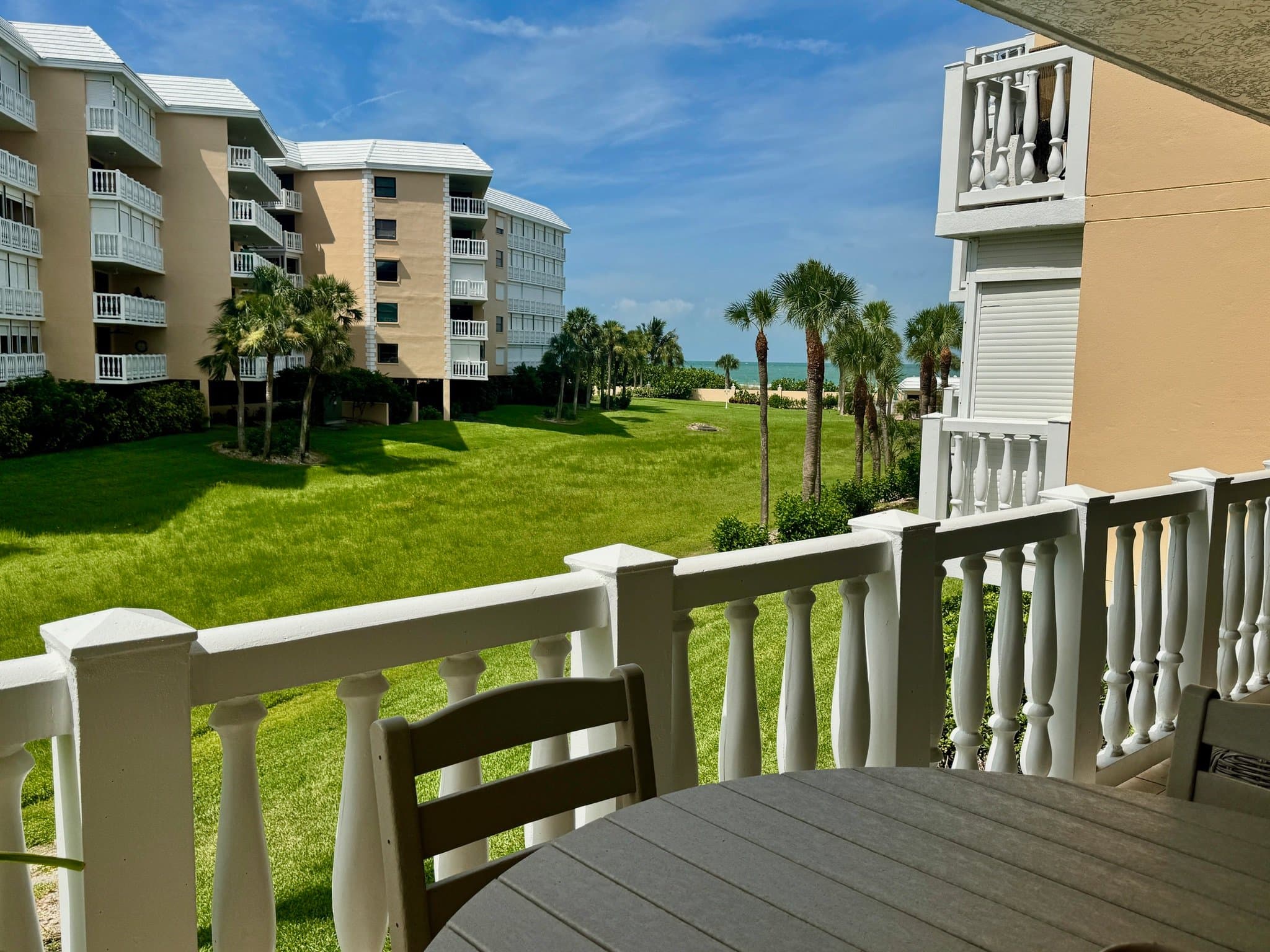St. Pete Beach Condo: 6650 Sunset Way