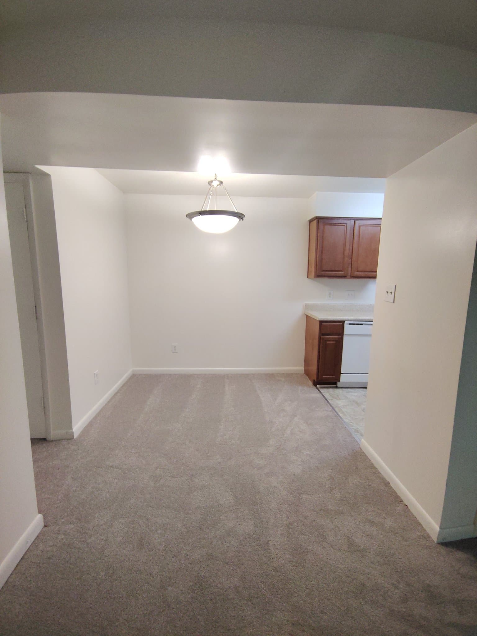 Lynchburg Apartment: 600 Reusens Road