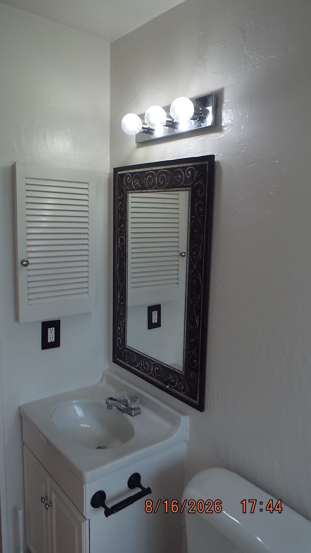 Universal City House: 807 Stonegate