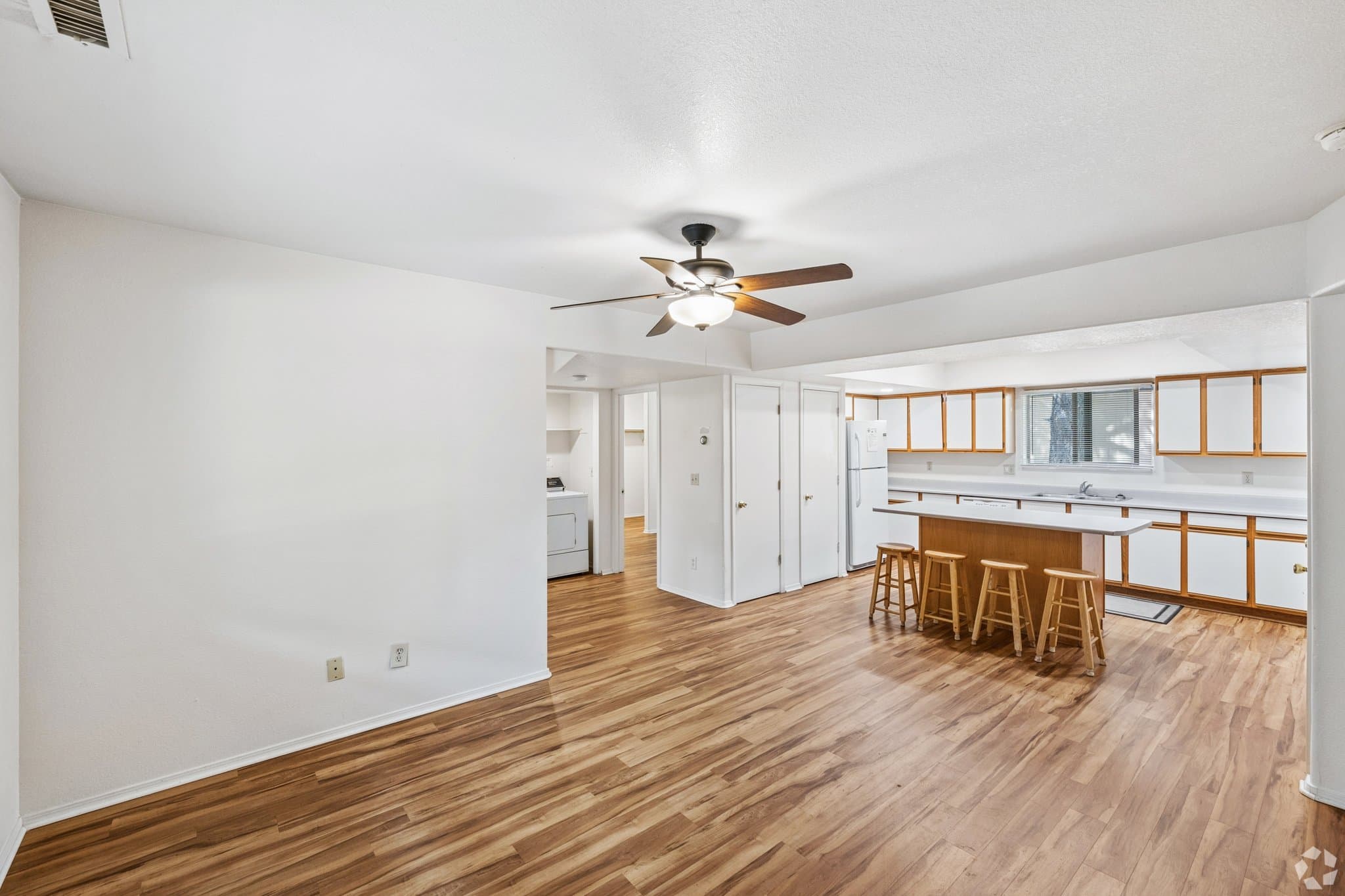 Flagstaff Single Room: 51 S Maricopa St