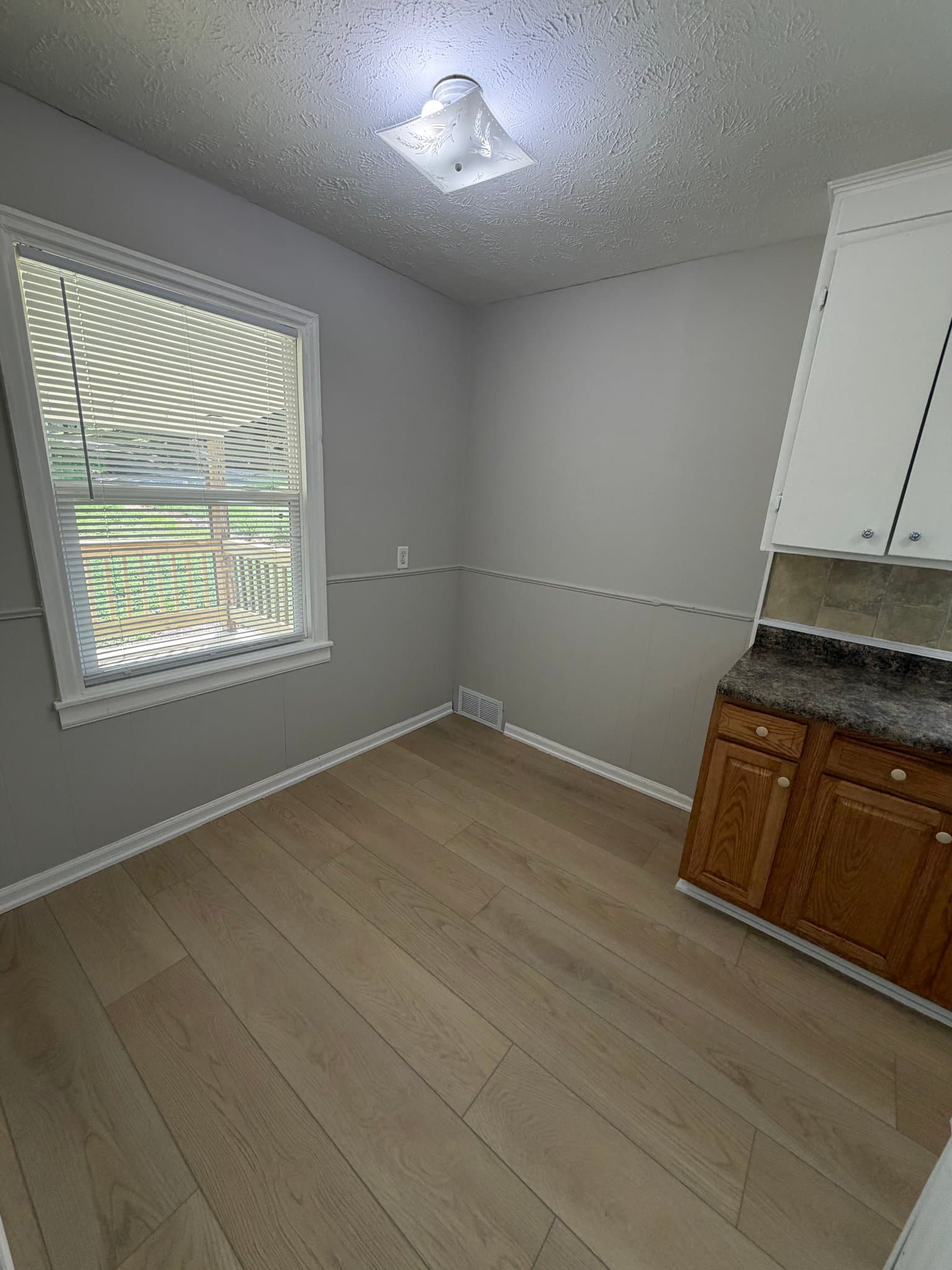 Omaha House: 3732 N 36 Ave