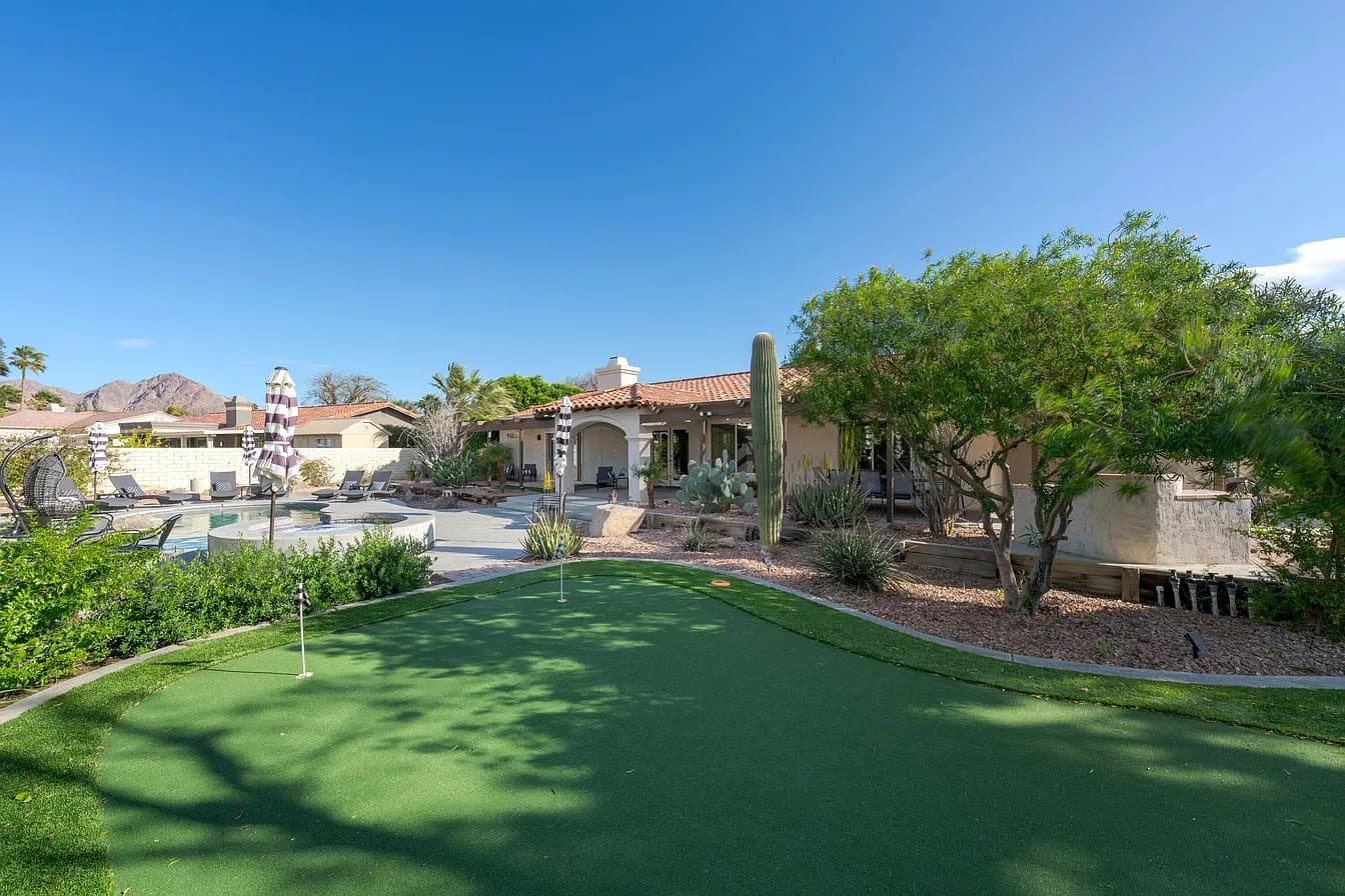 La Quinta House: 50945 Calle Paloma
