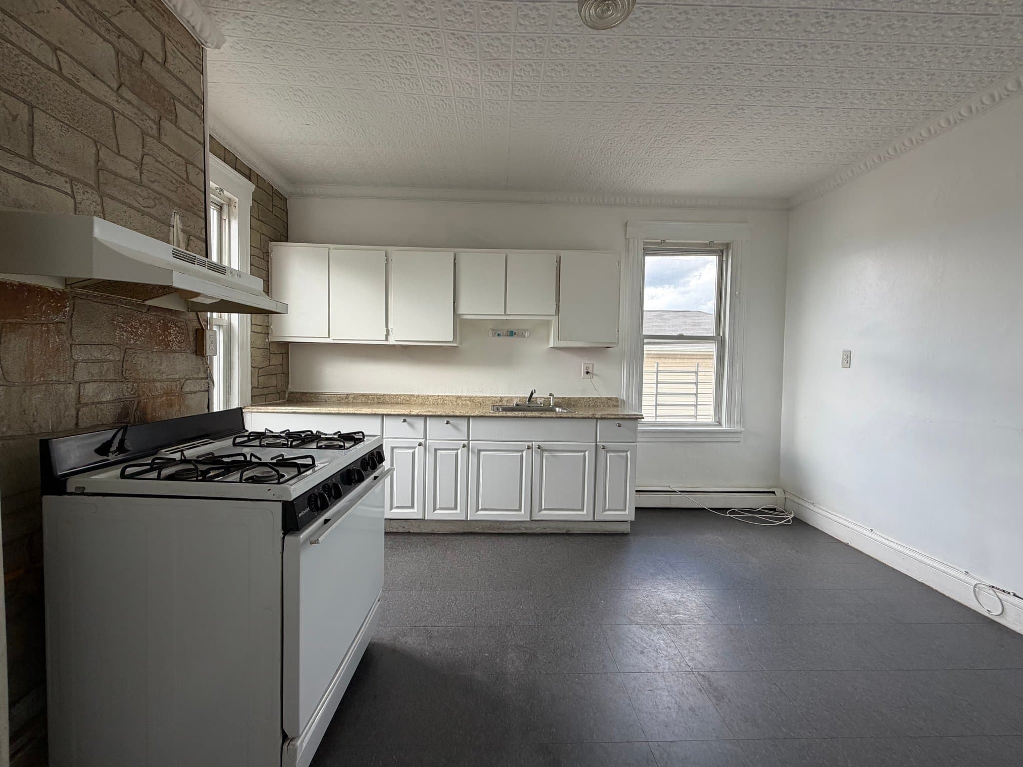 Elizabeth Multiplex: 226 Ripley Pl