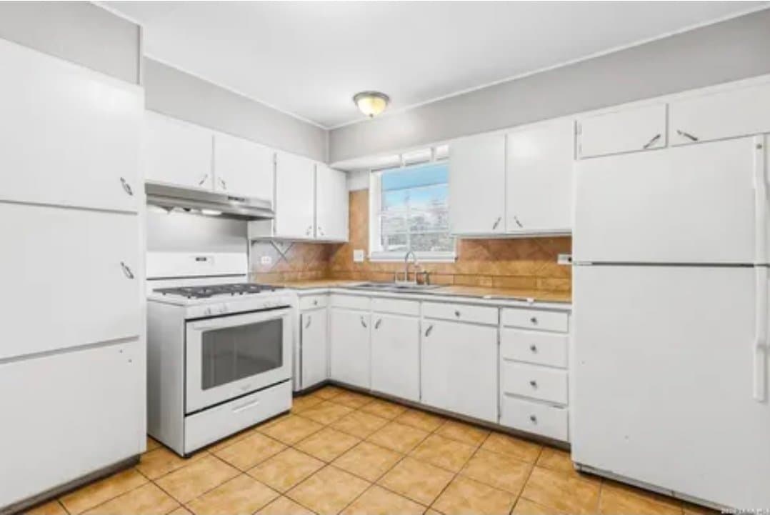 San Antonio House: 214 Early Way Drive