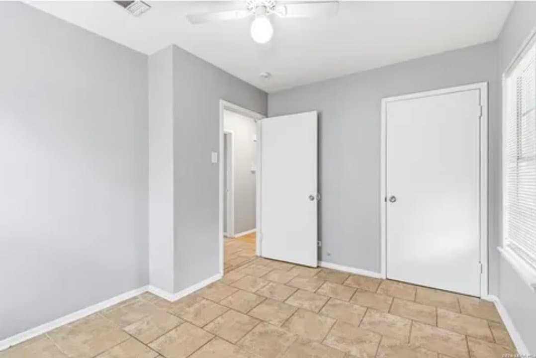 San Antonio House: 214 Early Way Drive