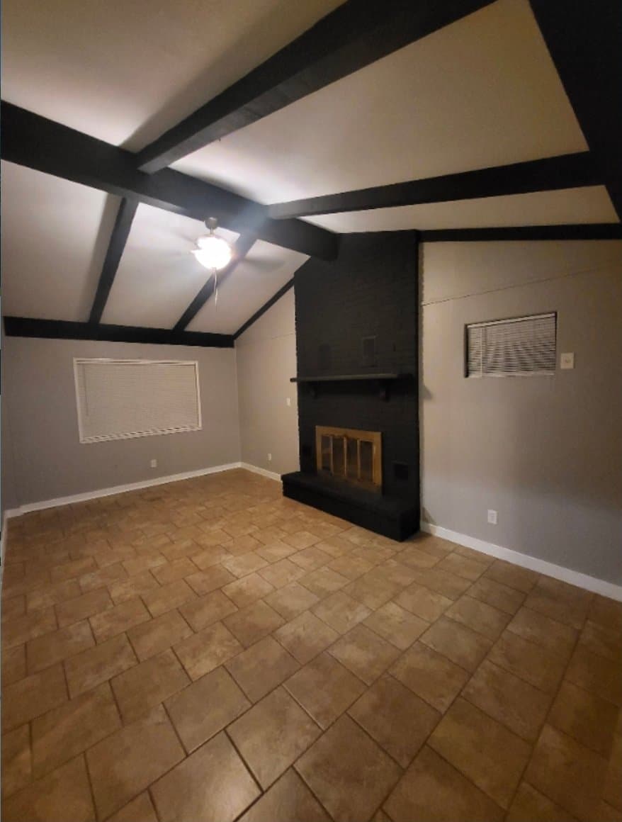 San Antonio House: 214 Early Way Drive