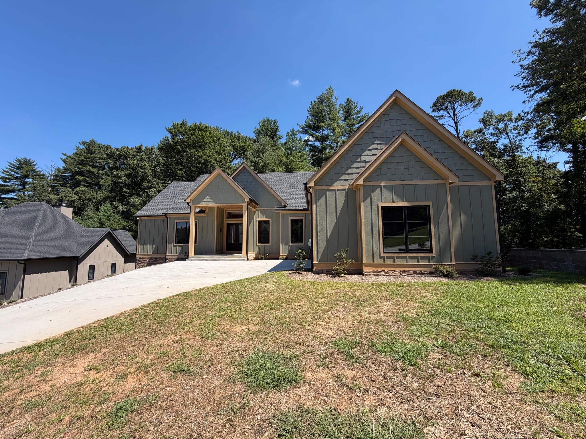Fletcher House: 12 King Heights Dr