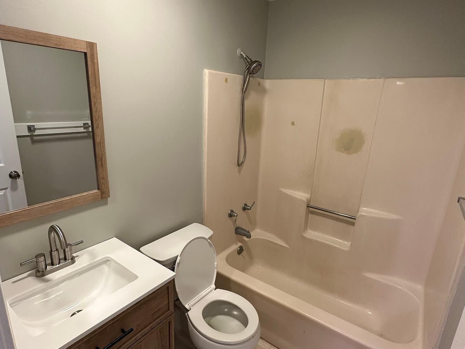 Kingsland Multiplex: 123 Sea Parc Street,A