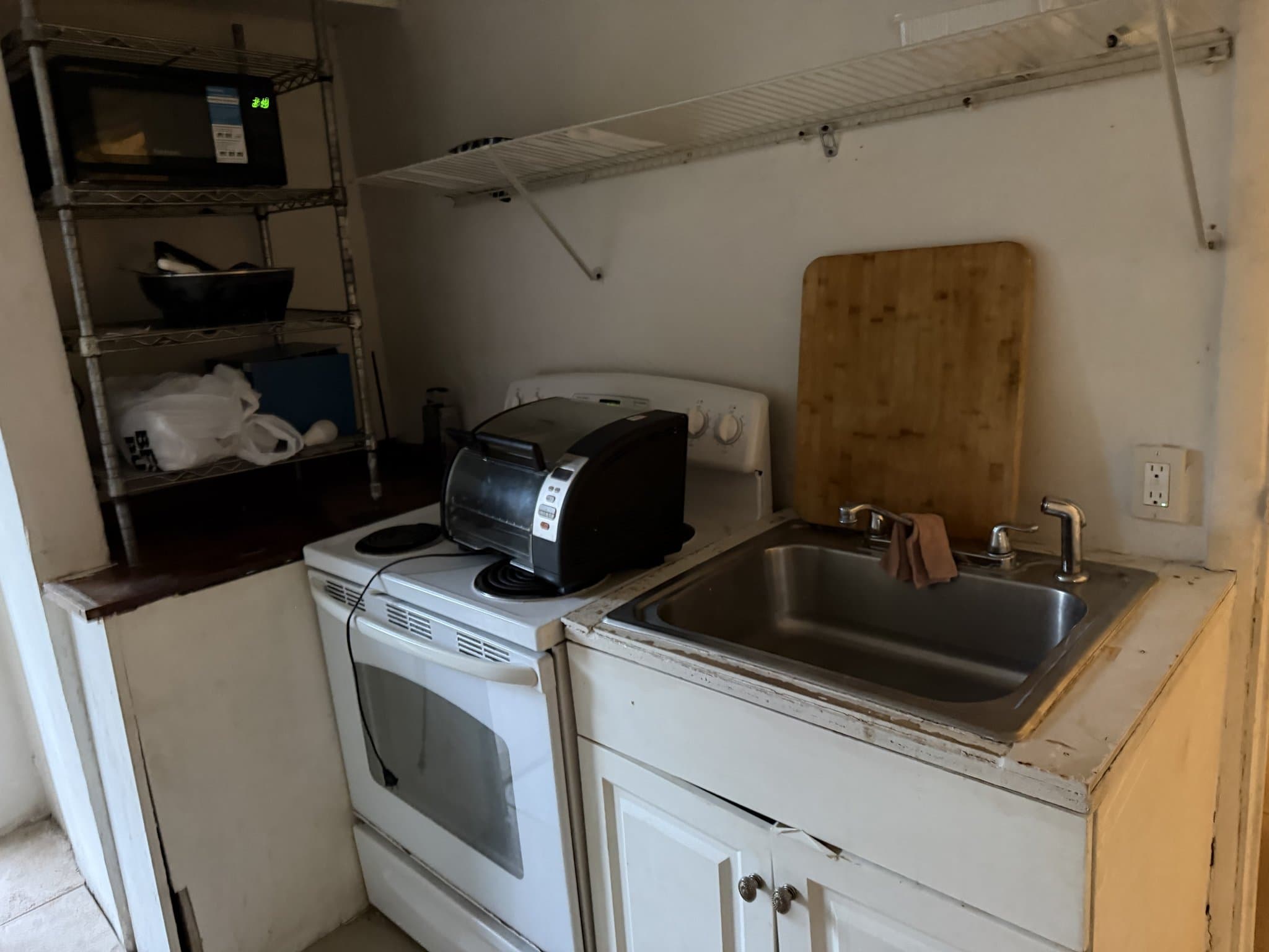 dania Multiplex: 224 sw 14th st
