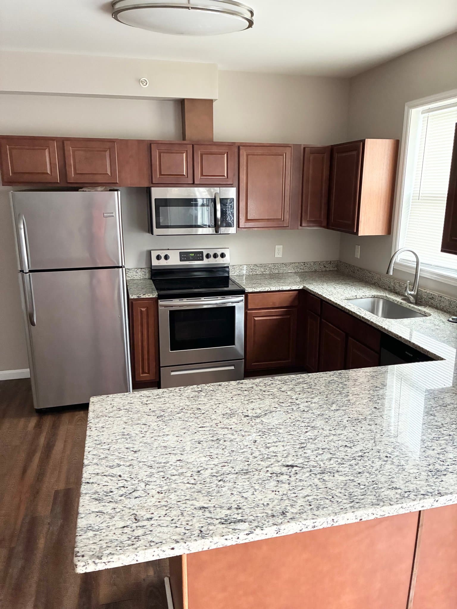 Cincinnati Apartment: 732 Ohio Pike Cincinnati, Ohio 45245
