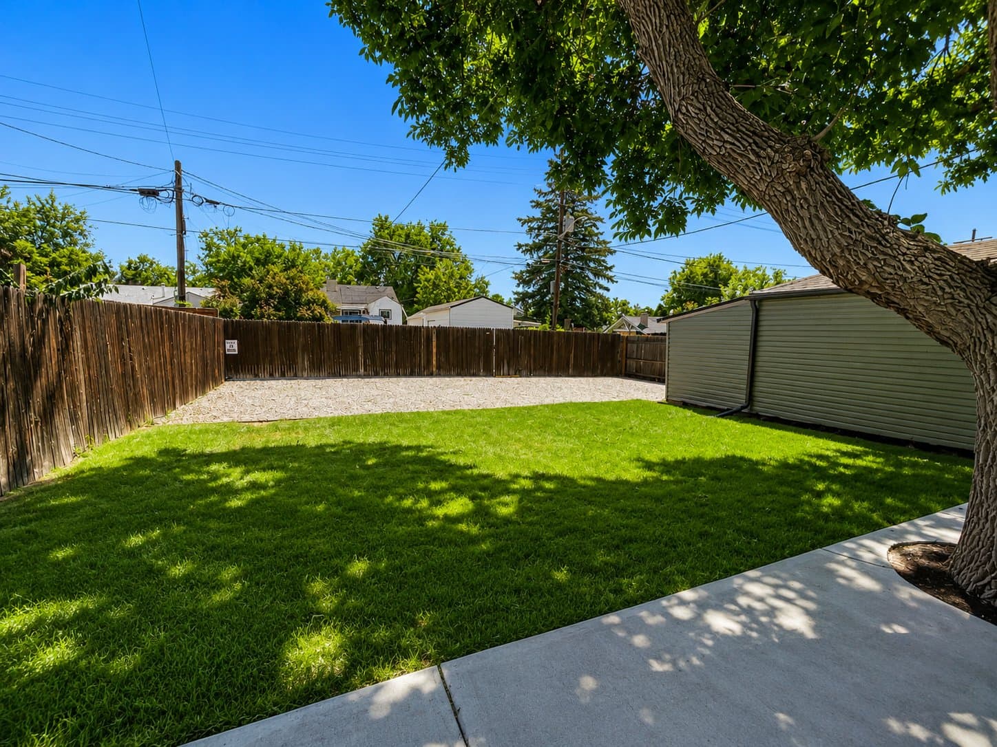 Edgewater House: 2906 Depew St