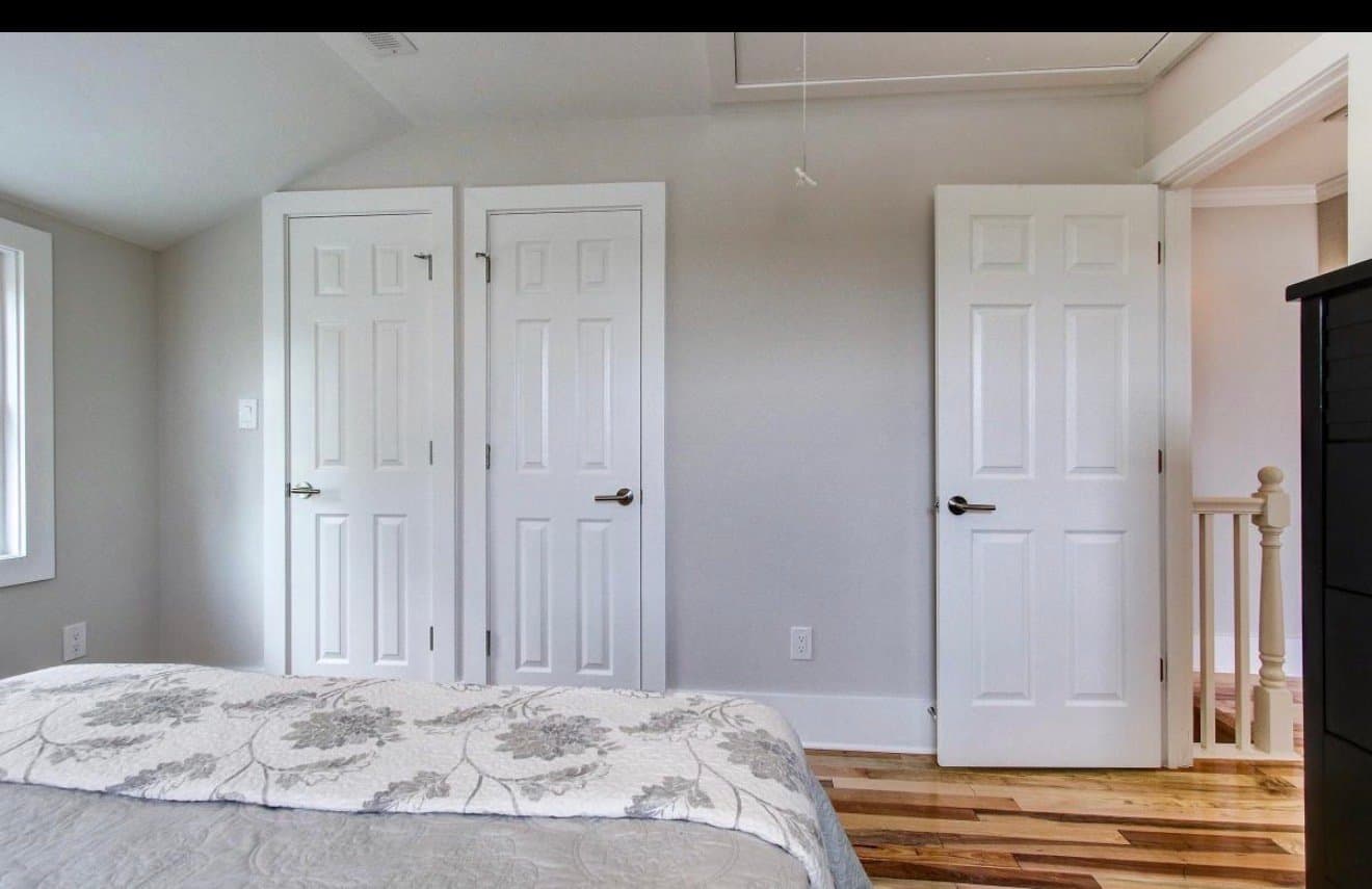 Washington Single Room: 825 50th pl ne,