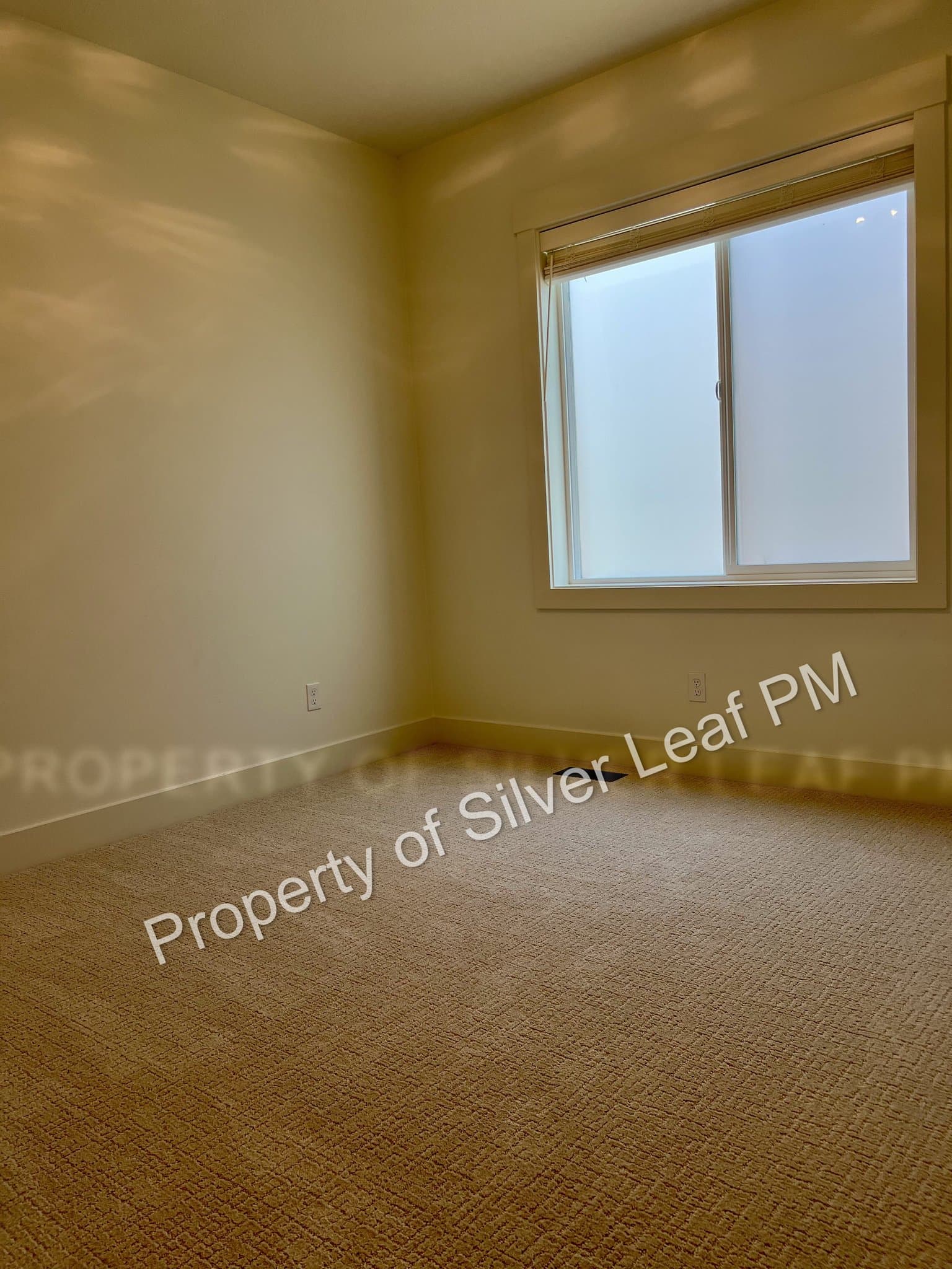 Boise House: 475 E Chevy Dr