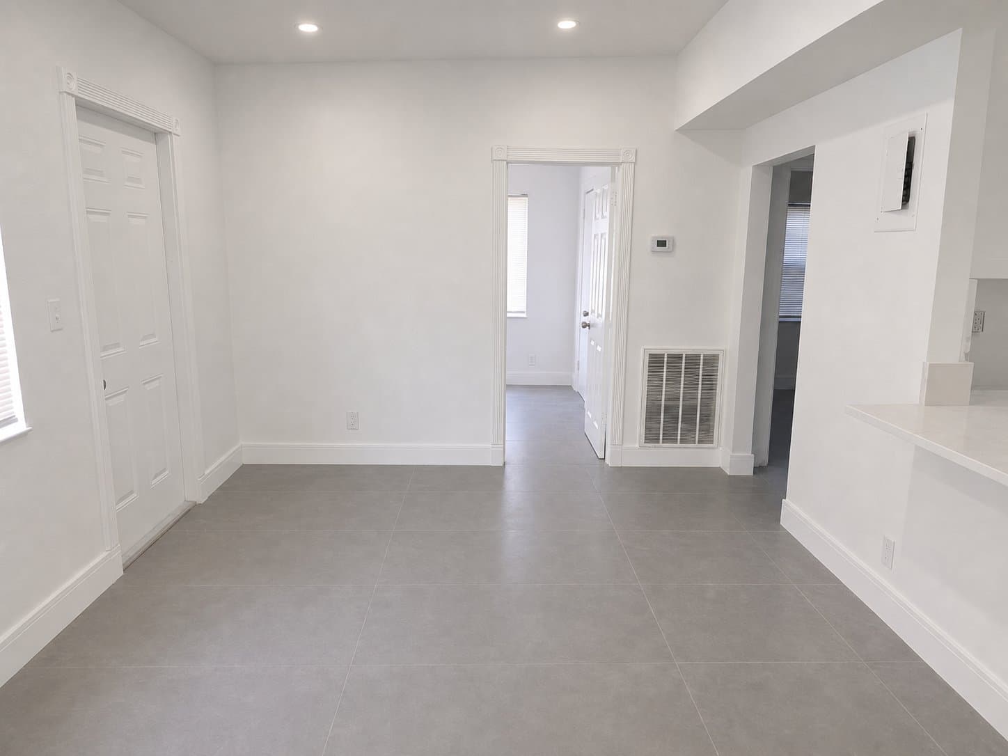 hollywood House: 6340 rodman st