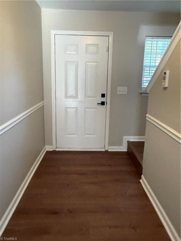 Winston Salem House: 157 Dunbarton Ct