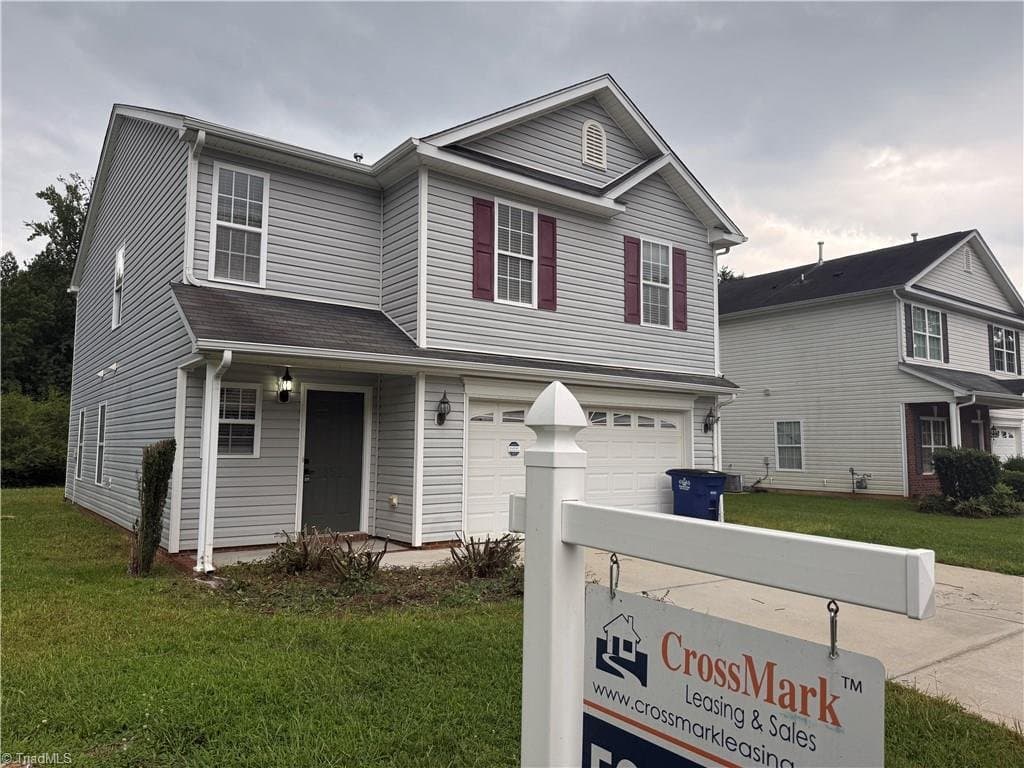 Winston Salem House: 157 Dunbarton Ct