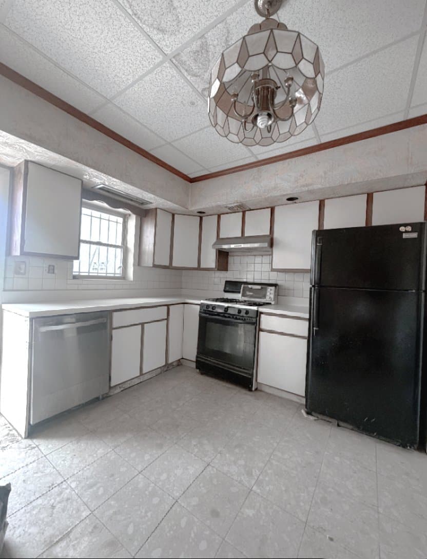 Philadelphia Townhome: 1137 W Porter St