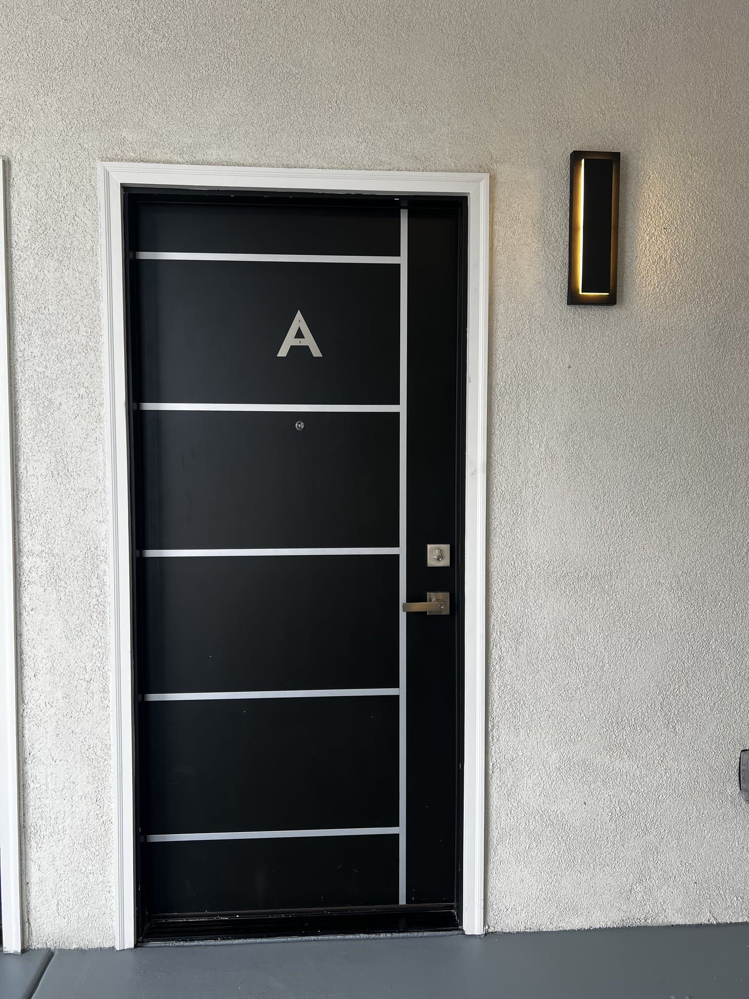 Albuquerque Apartment: 11715 Menaul Blvd. NE